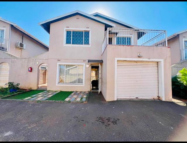 3 BEDROOM HOUSE FOR SALE IN WOODLANDS
